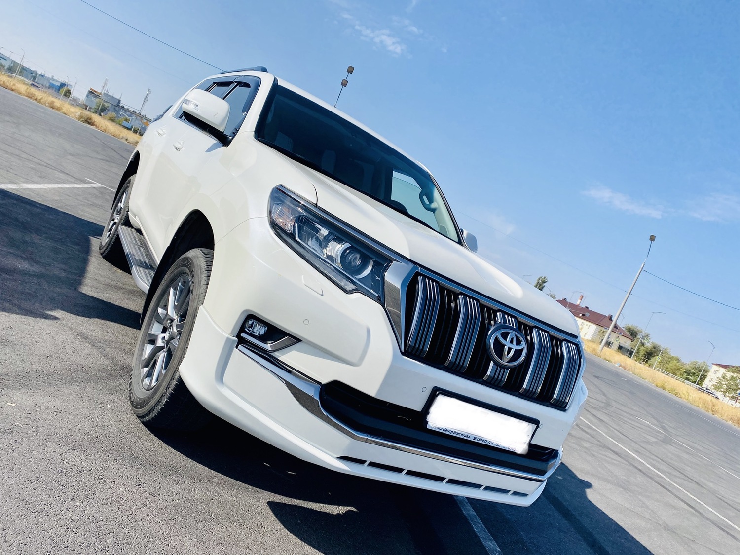 <span style="font-weight: bold; font-style: italic;">Тойота Крузер </span>